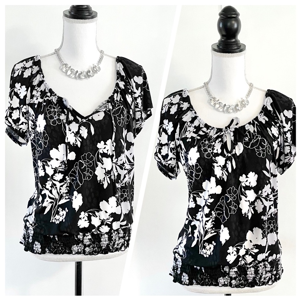 NEW Women’s Short Sleeve Floral Banded Hem Top